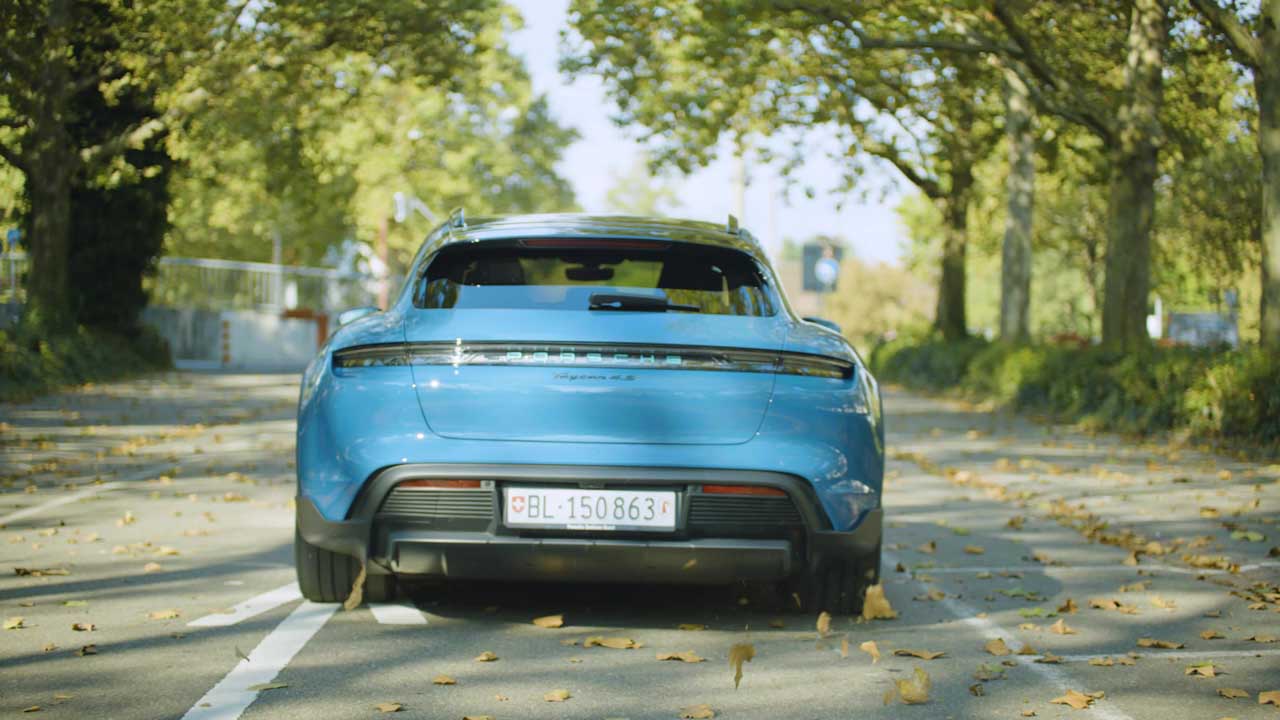 Porsche production still